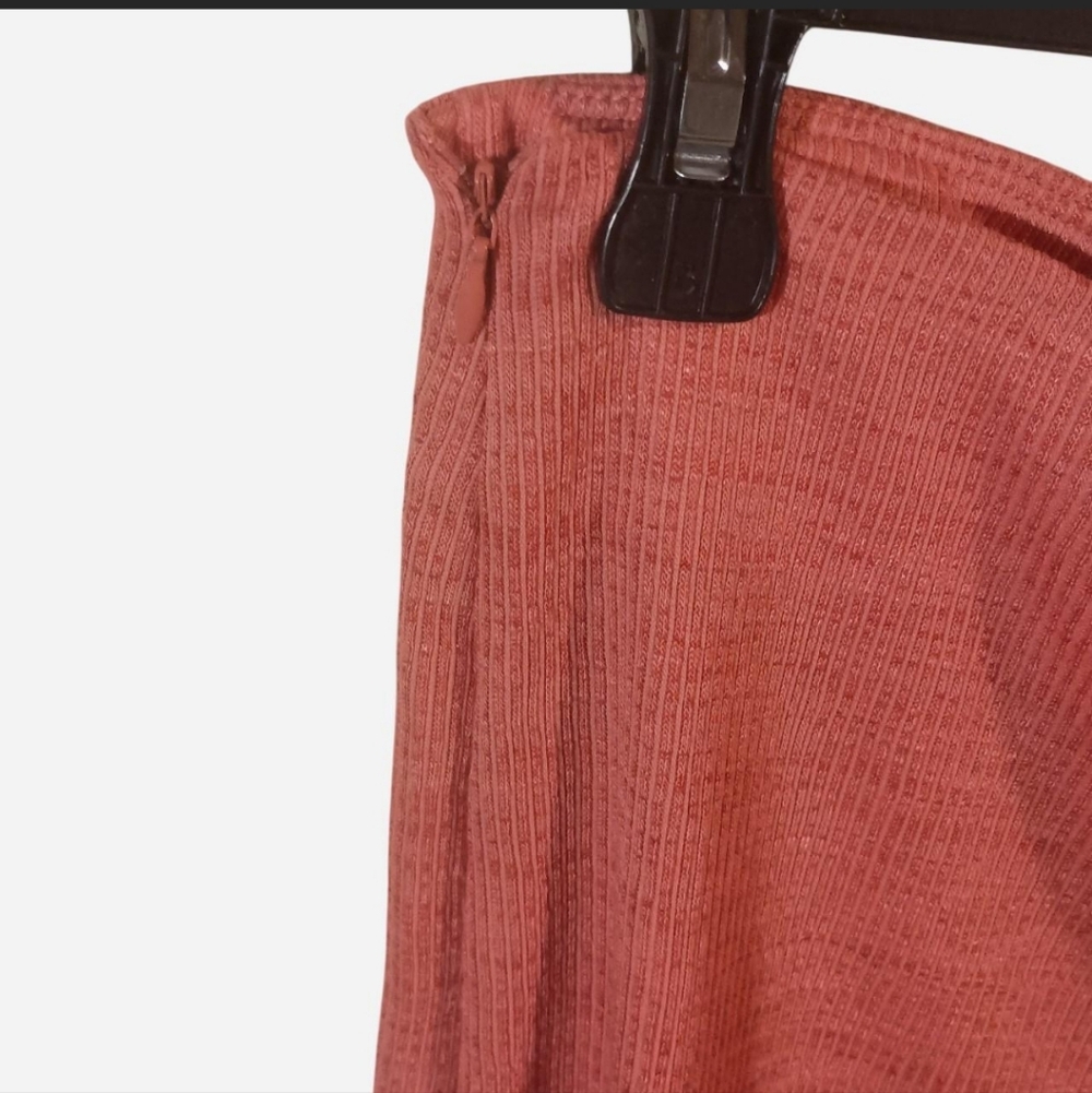 Bohemian Rust Ribbed Maxi Skirt - Picture 6 of 9